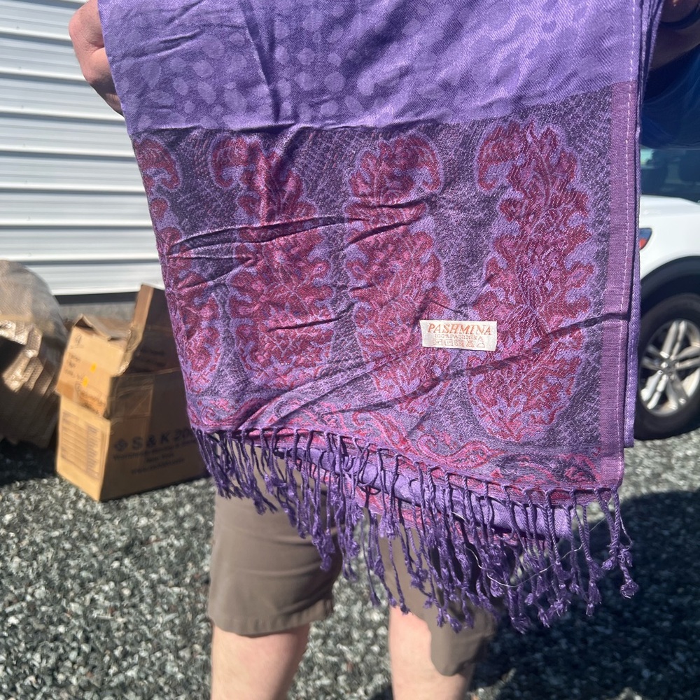Luxurious Pashmina Purple and Red Scarf
